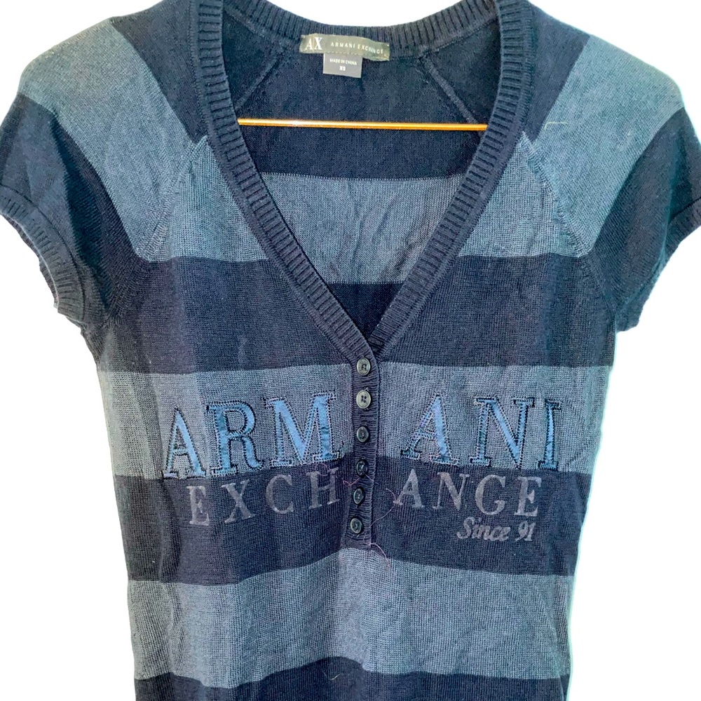 Thin short sleeve sweater with A/X logo